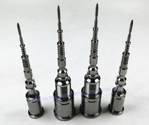 Multi-holte vormcomponenten. Precieze onderdelen voor plastic invoegvorm.