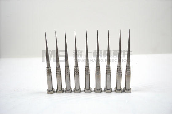 Medische pipet Tip Core Pins ± $ 0.005mm Tolerantie & Concentriciteit Inzet