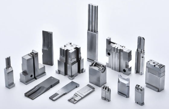 Hoog-precisie connector vorm component is gemaakt van 1.2312 vorm staal