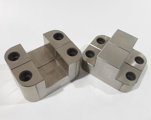 Precision Round Interlocks. CNC-bewerkte Centering Side Locks.