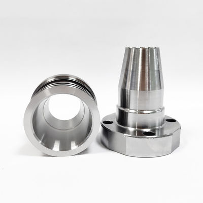 Aanpasbare CNC-gevormde vormkernen. Precieze gereedschappen voor mineraalwaterfleskappen.