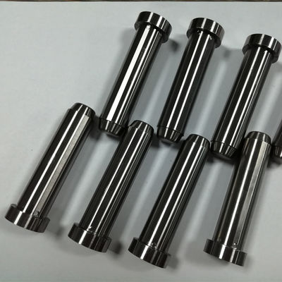 Custom S136 vormkernen. Precieze inzet voor dagelijkse verpakking van plastic onderdelen.