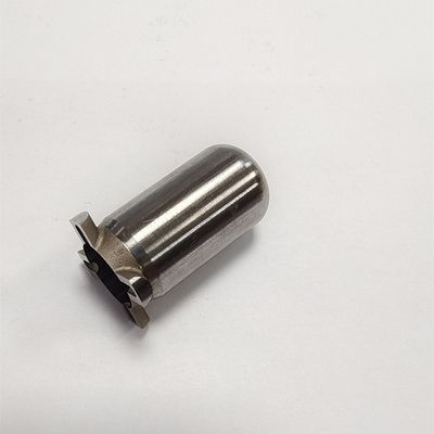 Stavax-schimmelinzet voor flesdeksels. Precise EDM-bewerkte componenten.