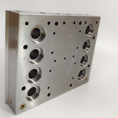 Hoog rendement 4 van het de Matrijzenstaal van de Holten Medische Behandeling de Vormkern voor Laboratorium Petri Dish Plastic Mold Parts